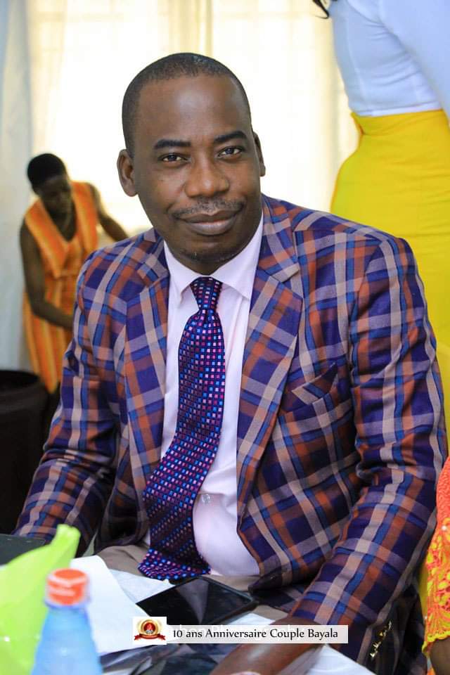 Rév. Simeon Olusegun Bright